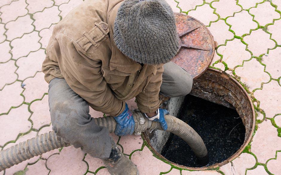 déboucher une canalisation wc Villepinte